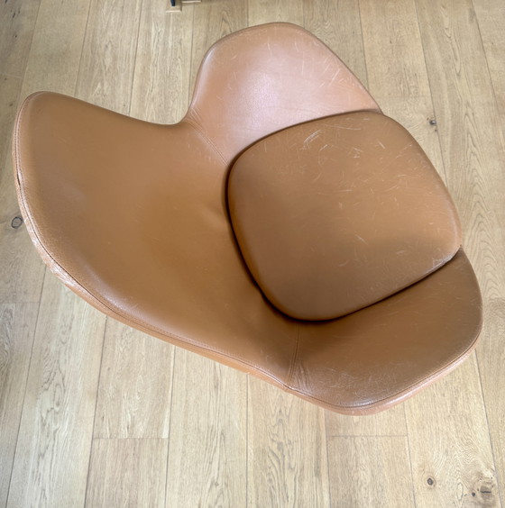 Image 1 of 1 fauteuil pivotant en cuir design Ghost bas