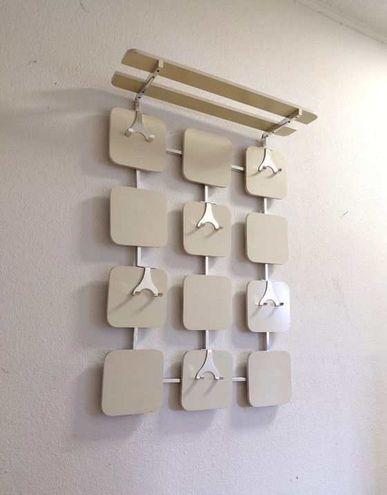 Image 1 of Armario de pared hip setentero