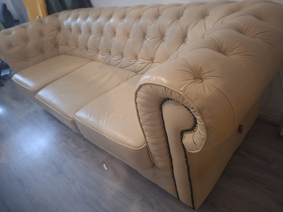 Chesterfield-Stil – Sofas, Leder, Metall (photo 3 of 7)