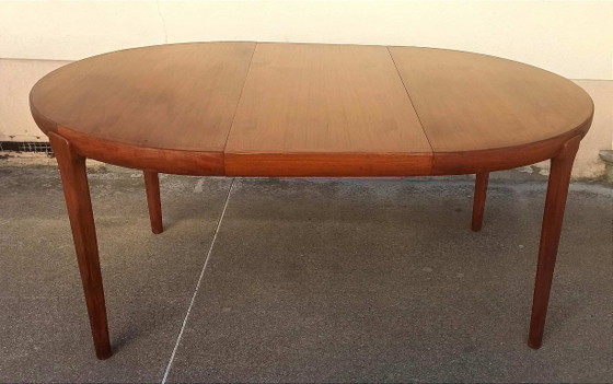 Table à manger 4 à 8 personnes + 4 chaises de Niels Vodder Années 60 – Salles à manger complètes, Wood, Skai (photo 9 of 29)