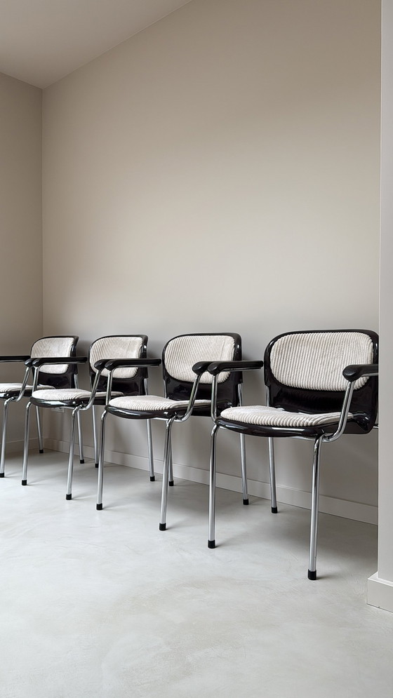 Image 1 of Vier vintage kuip stoelen SMK400K van Drabert ontworpen door Gerd Lange