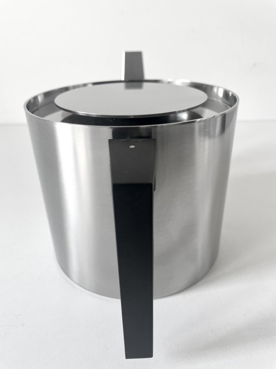 Teiera Stelton da 1,25 l di Arne Jacobsen. – Accessori da tavola, Plastic, rvs (photo 3 of 9)