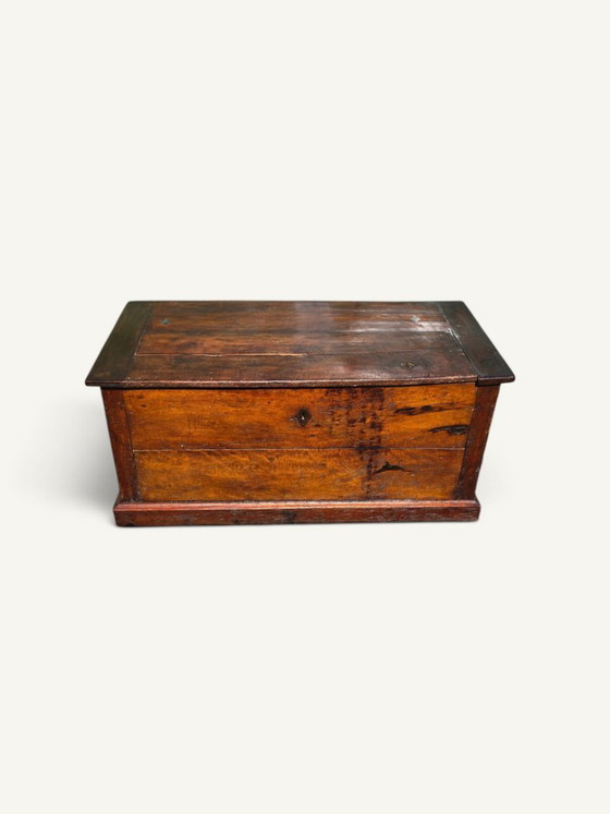 Large Antique Rustic Solid Wood Chest – 19th Century – Storage cabinet (photo 2 of 5)