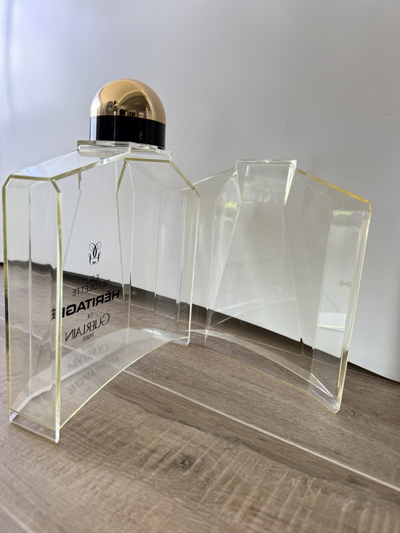 Image 1 of Botella de plástico de imitación de Guerlain