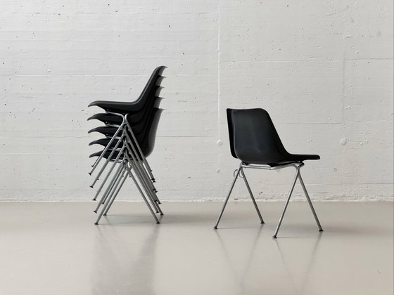 Image 1 of Set di 6 sedie Polyside, classici del design britannico disegnati da Robin Day per Hille, anni '70.