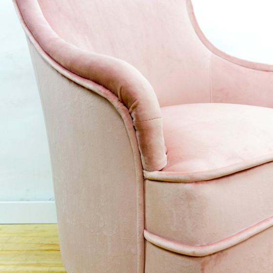 Image 1 of Stoffen en houten fauteuil uit Mid Century, 1950