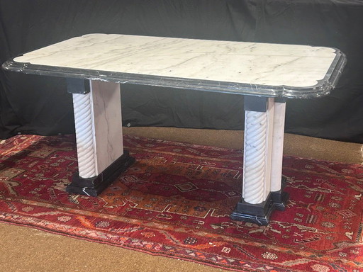 Black and white Hollywood marble table, Regency seventies