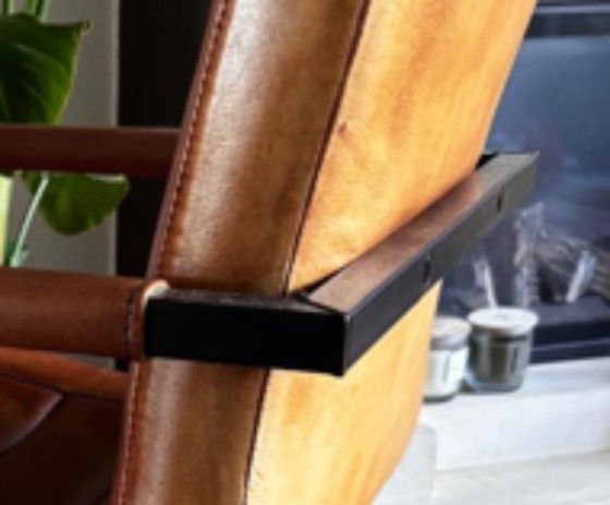 Set of 3 sturdy industrial Dining chairs (Cognac leather) – Top condition! (photo 4 of 5)