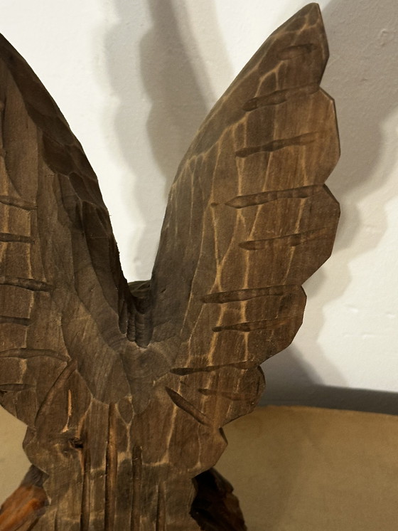 Image 1 of Aigle en bois sculpté - fabrication artisanale vintage Allemagne 