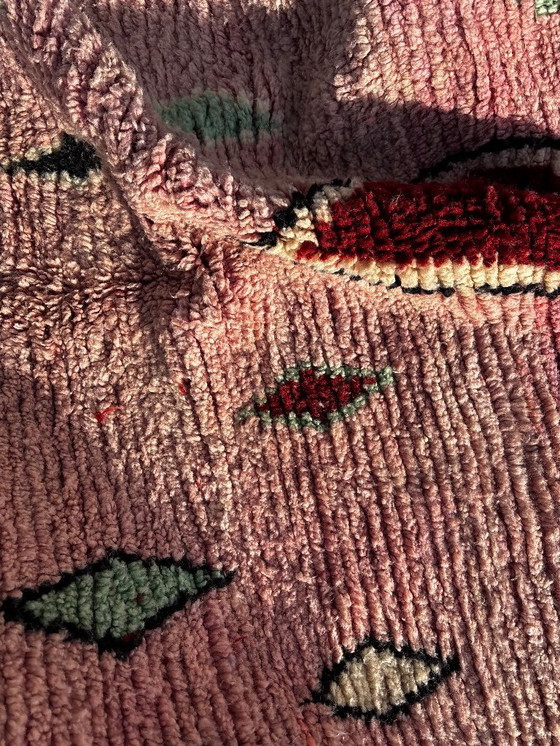 Image 1 of Roze Marokkaans Boujad-tapijt 160x250 cm, wollen tapijt – Tapijt voor moderne interieurs