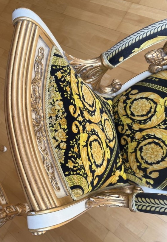 Originele Gianni Versace Home fauteuilset: 2 stoelen + design bijzettafel – Cotton, Wood (photo 13 of 15)