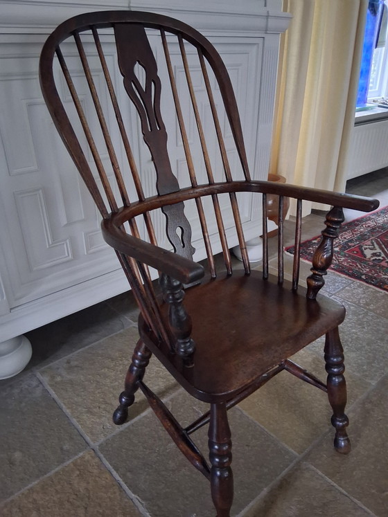 Image 1 of 6 windsorstoelen