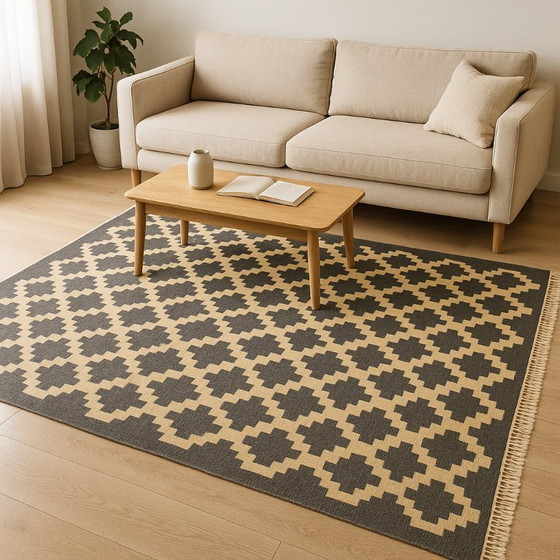 Image 1 of Senon Kilim Rug 160 × 230 cm – Handmade in Egypt – Grey Diamond, Flat-Weave