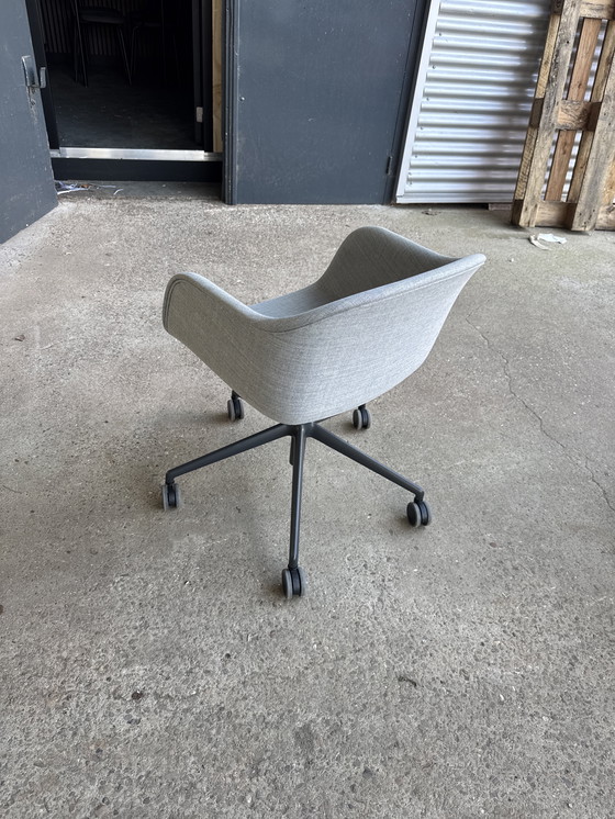 Image 1 of Muuto fiber bureaustoel