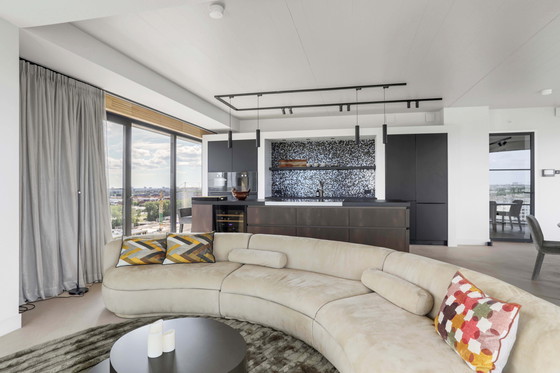 Image 1 of Conjunto de sofás modelo PIAF de Baxter