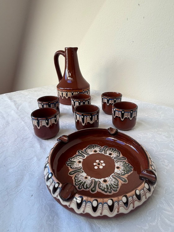 Juego de decantador de cerámica Troyan con soporte de hierro forjado, 6 tazas y cenicero. – Vasos y jarras (photo 9 of 13)