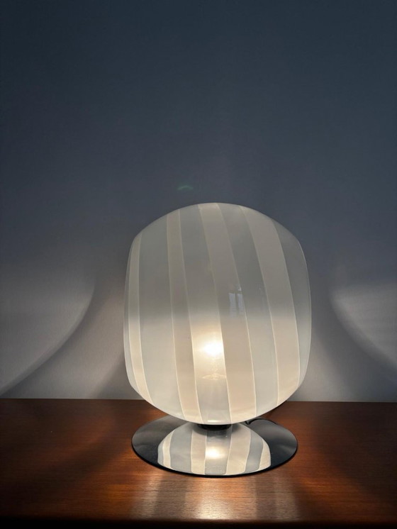 Image 1 of Lampe de table artisanale italienne en verre de Murano, style années 1970/80