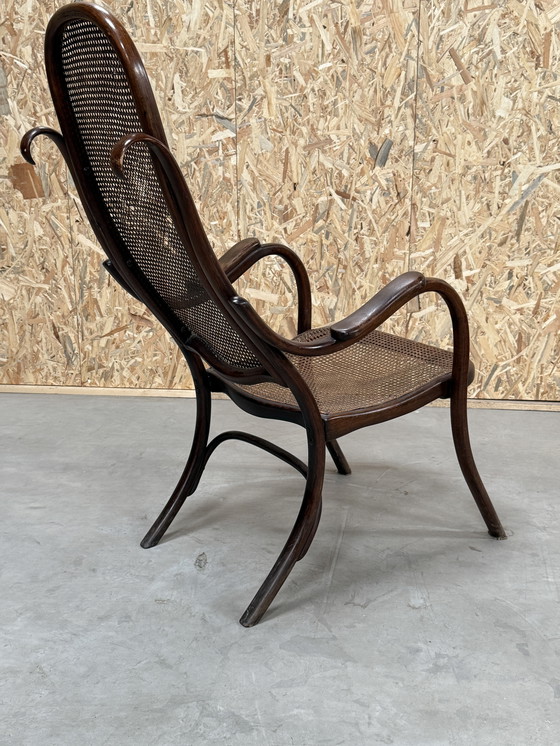 Image 1 of Poltrona rotonda Michel Thonet unica del 1865