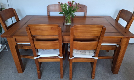 Image 1 of Table à manger en bois massif avec 6 chaises