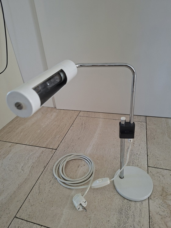 Hala Schreibtischlampe – Schreibtischlampen, Metal, Plastic (photo 2 of 5)