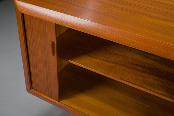 Image 1 of Buffet en teck par Ib Kofod-Larsen pour Faarup Møbelfabrik, 1960s