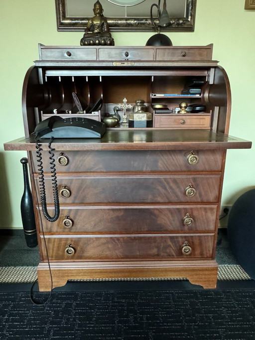 Klassischer Zylindersekretär / Zylinderbüro aus Mahagoni – Vintage Schreibtisch-Kommode