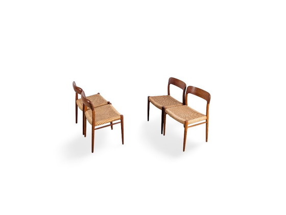 Image 1 of Ensemble de 4 chaises JL Mollers modèle 75 Niels Otto Møller en teck vintage