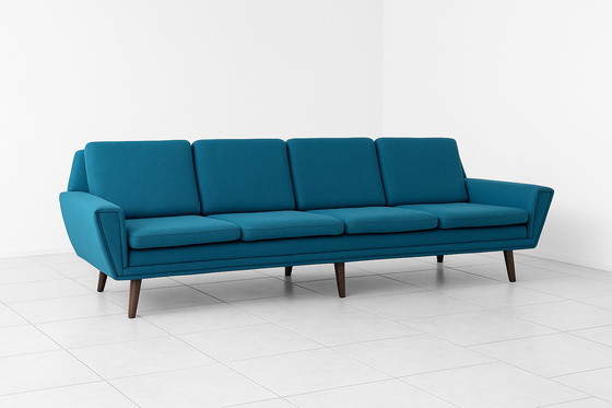 Image 1 of Vintage Mid century Deens 4 zits design bank en bijpassende fauteuil 