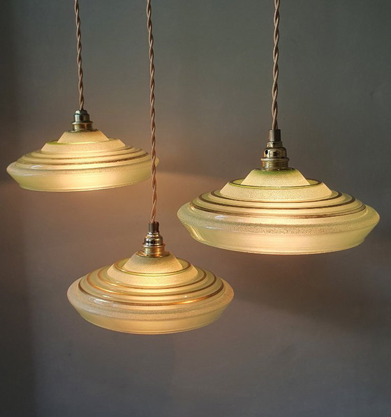 Set of 3 Antique Pendant Lights of Opaline Glass in Green, with Crushed Glass and Gold Decoration (photo 7 of 20)