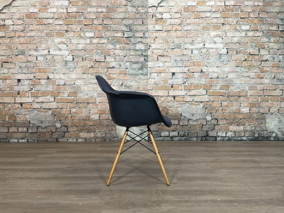 Image 1 of 6x Sillón de plástico Vitra Eames DAW