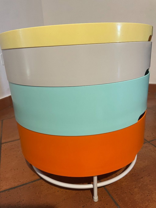 Table basse de rangement IKEA PS 2014 - Design Richardson/Brill/Williams - Multicolore – bijzettafels, Plastic (photo 2 of 8)