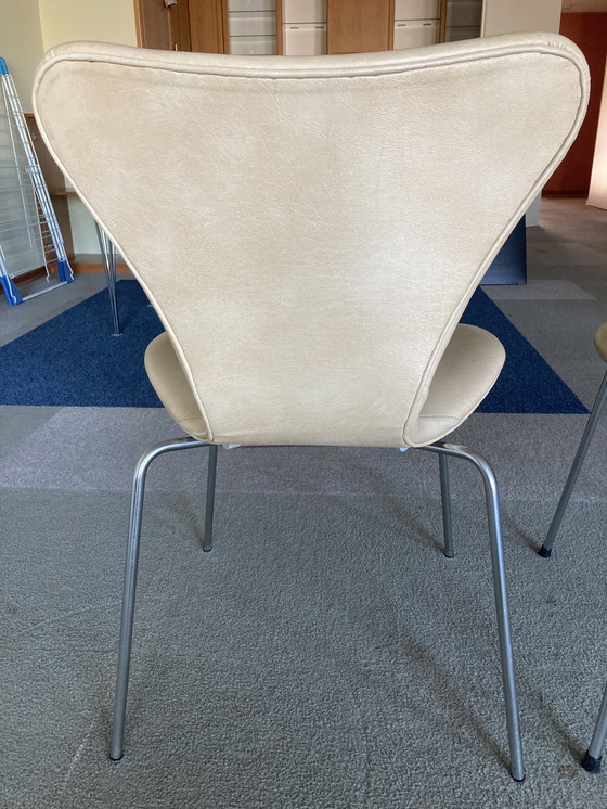 Image 1 of 5 design leren Vlinderstoelen Frits Hansen