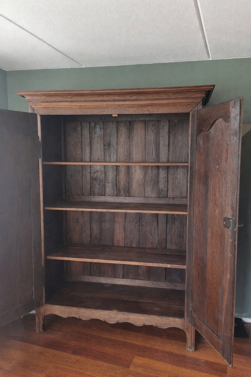 Aparador colonial de madera