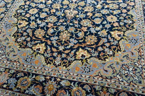 Image 1 of Tapis d'orient Isfahan liège noué à la main - 344 x 237 cm