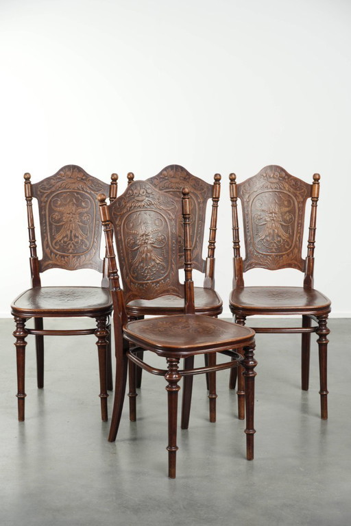4x Antique bistro chairs from the late 18th century with bentwood in Art Nouveau style with remarkable detail (photo 2 of 14)