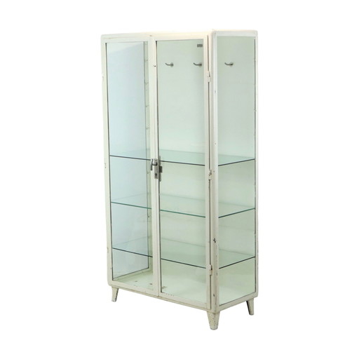 Alter Apothekerschrank aus Metall