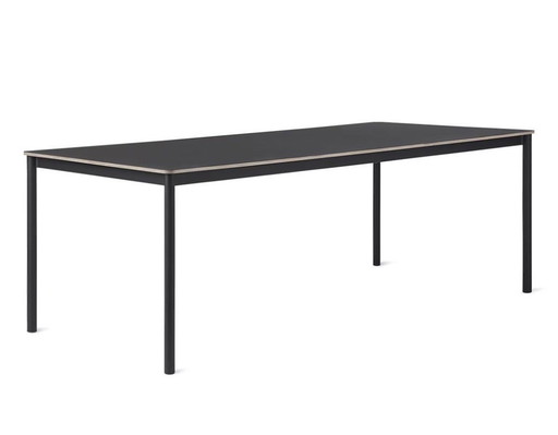 Dining table - Muuto Base Table