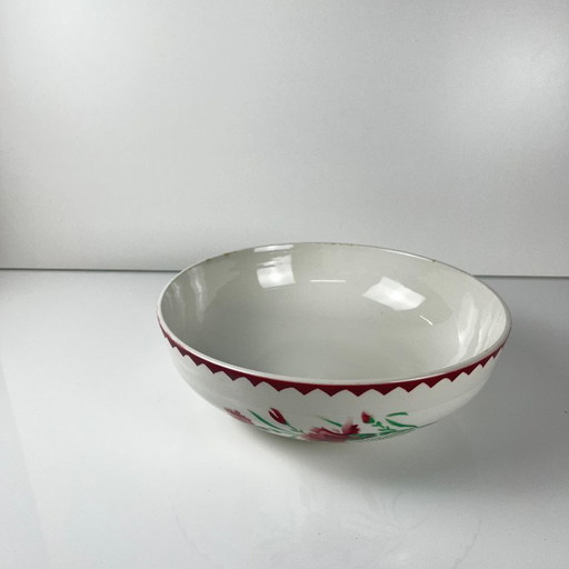 Sarreguemines "Oeillet" Salatschüssel, 1920-50
