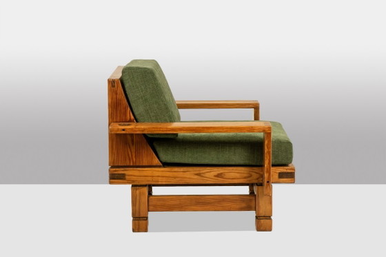 Image 1 of Een paar fauteuils in modernistische stijl, gemaakt van grenenhout. Jaren 60.