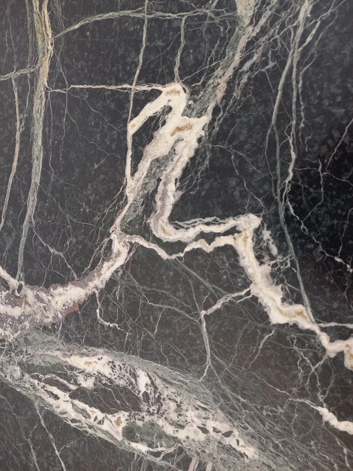 Table basse ovale vintage en marbre noir des années 70