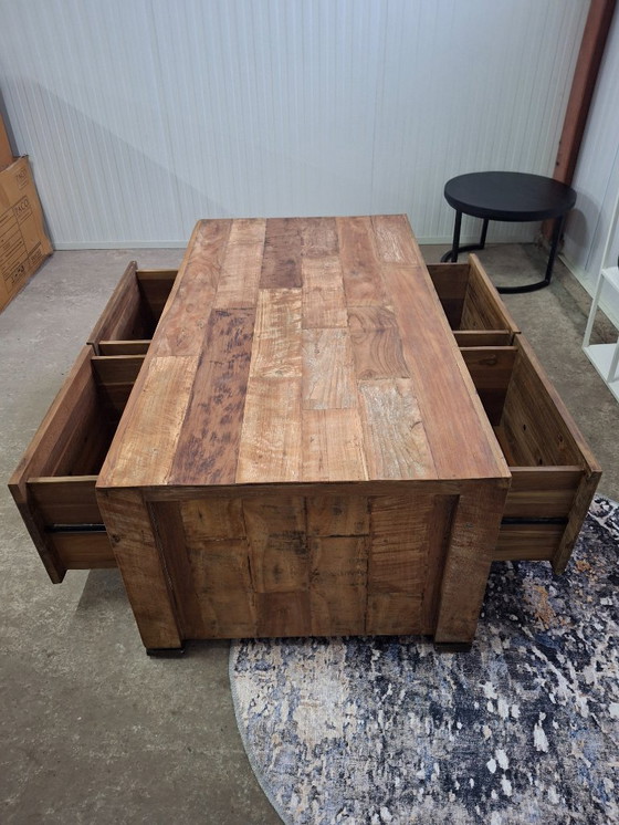 Image 1 of Table basse en teck recyclé avec 4 tiroirs, neuve