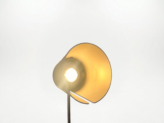 Baltensweiler Fez S - Aluminum | Swiss light design – Floor lights, Metal, Aluminium (photo 2 of 8)