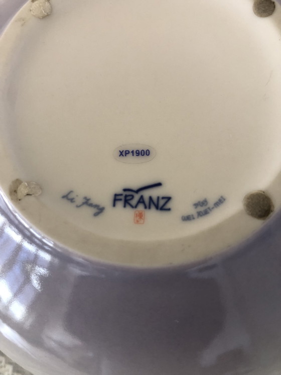 Image 1 of Vaso in porcellana Franz