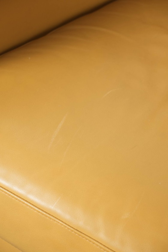 Image 1 of In goede staat verkerende luxe Art Deco design fauteuil van Schuitema uit de Decoforma serie, model Frank