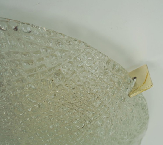 Lampada da soffitto vintage Kaiser Ice Glass, a incasso, anni '60/'70, con superficie in rilievo. (photo 4 of 19)