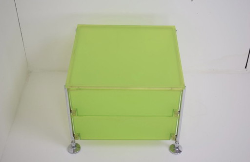 Commode Kartell Mobil 2 vert fluo