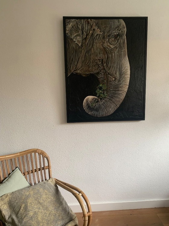 Image 1 of Cool painting of an elephant