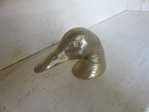 Abrebotellas de metal color oro Ducky, firmado, hecho en Francia, vintage. – tafelaccessoires