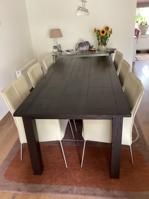 Table de salle à manger en chêne espagnol avec 6 chaises en cuir