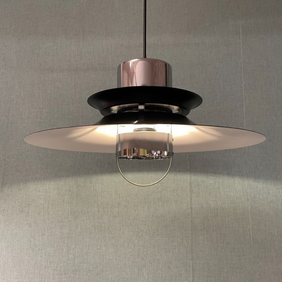 Image 1 of Dänische Pendelleuchte im Mid-Century-Stil von Vitrika – Schwarz mit Chrom